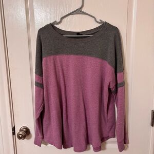 Women's Gray and Purple Sweatshirt